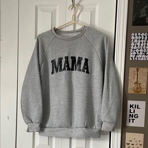 Gray 'MAMA' Sweatshirt